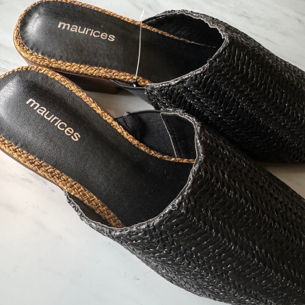 Maurices Women’s Tessa Black Low Heel Open Back Flat Mule  Sz 7.5